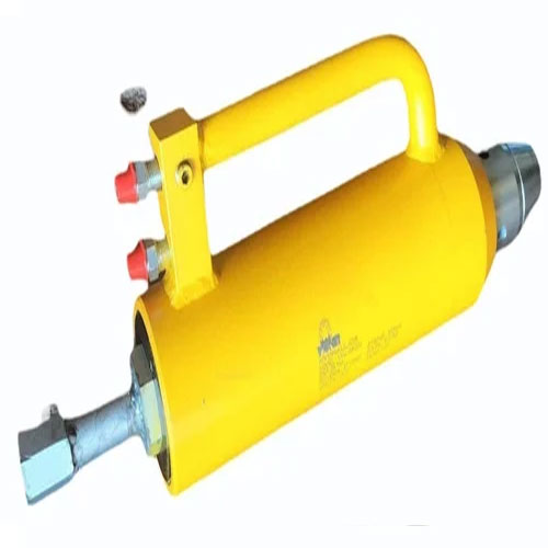 Post Tensioning Equipments Equipments